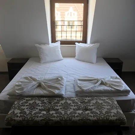 Ξενοδοχείο Aristokrat 3*